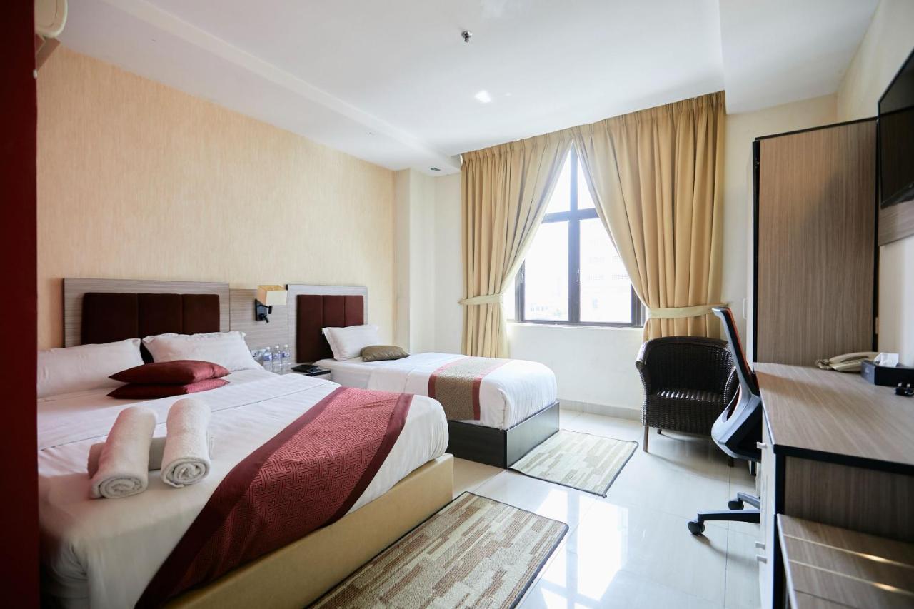 Dolphin Hotel, Chow Kit Kuala Lumpur Esterno foto