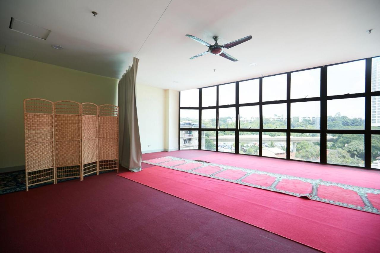 Dolphin Hotel, Chow Kit Kuala Lumpur Esterno foto