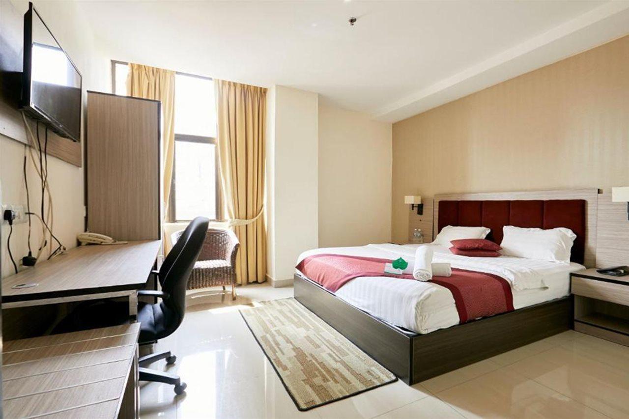Dolphin Hotel, Chow Kit Kuala Lumpur Esterno foto