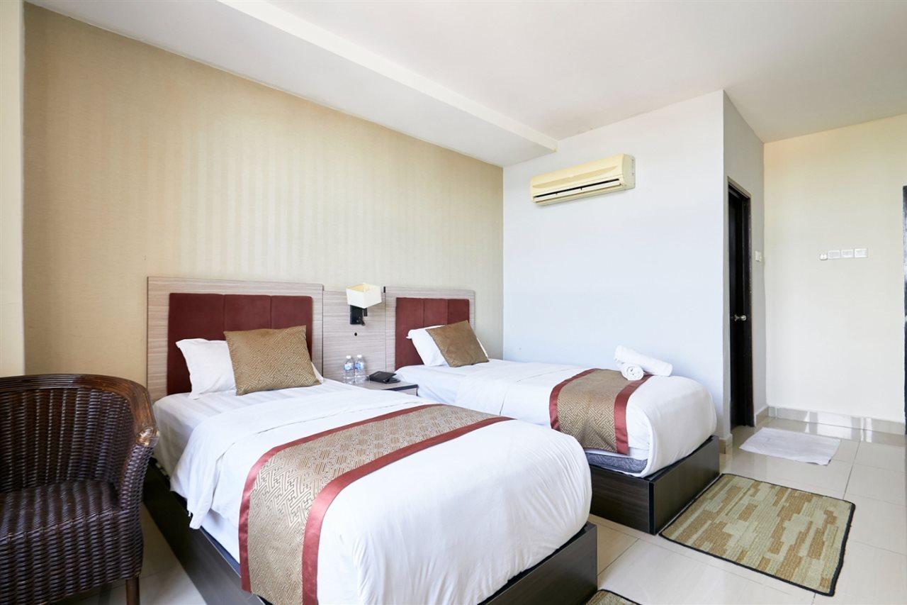 Dolphin Hotel, Chow Kit Kuala Lumpur Esterno foto