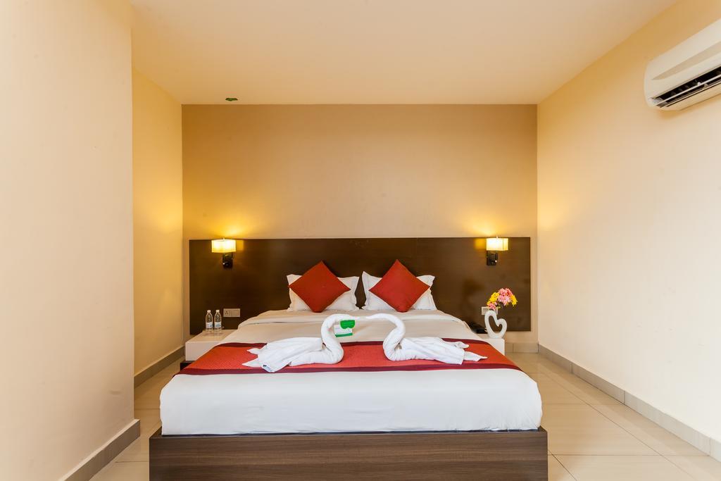 Dolphin Hotel, Chow Kit Kuala Lumpur Esterno foto